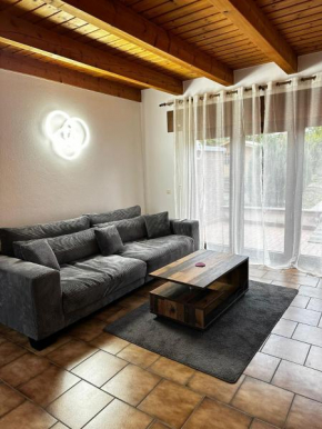 Bungalow - Einliegerwohnung